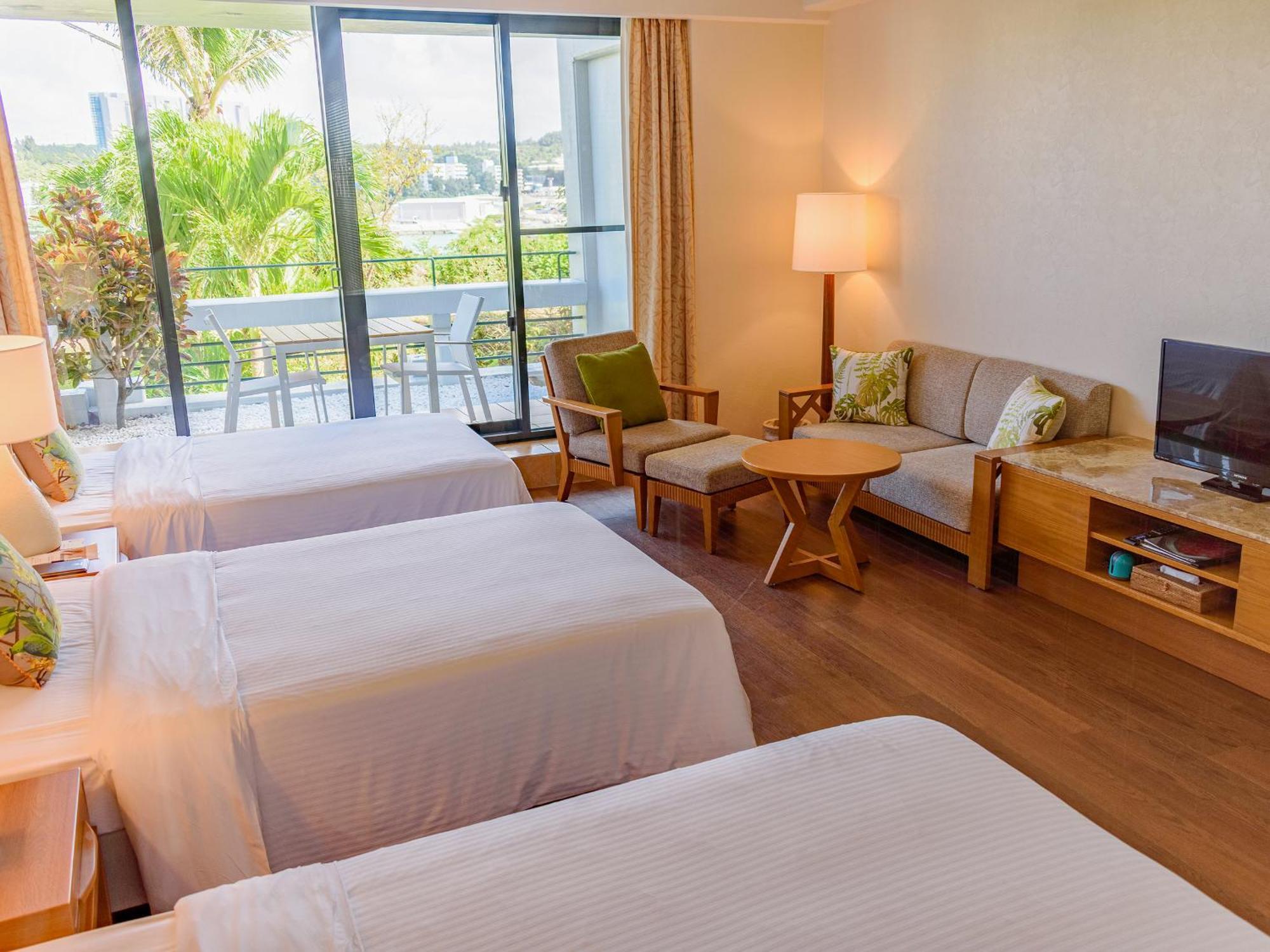 The Moon Beach Museum Resort Onna Quarto foto