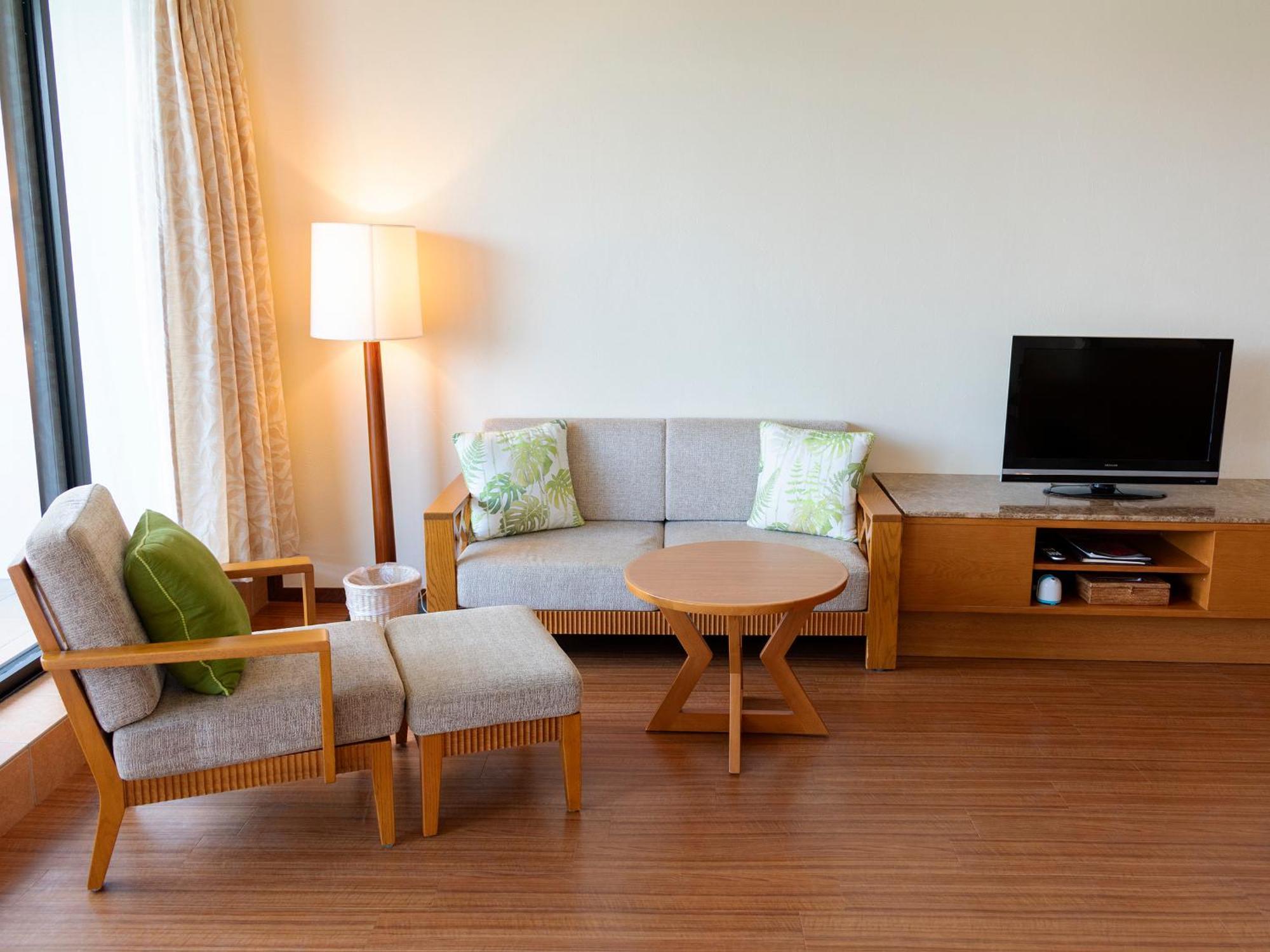 The Moon Beach Museum Resort Onna Quarto foto