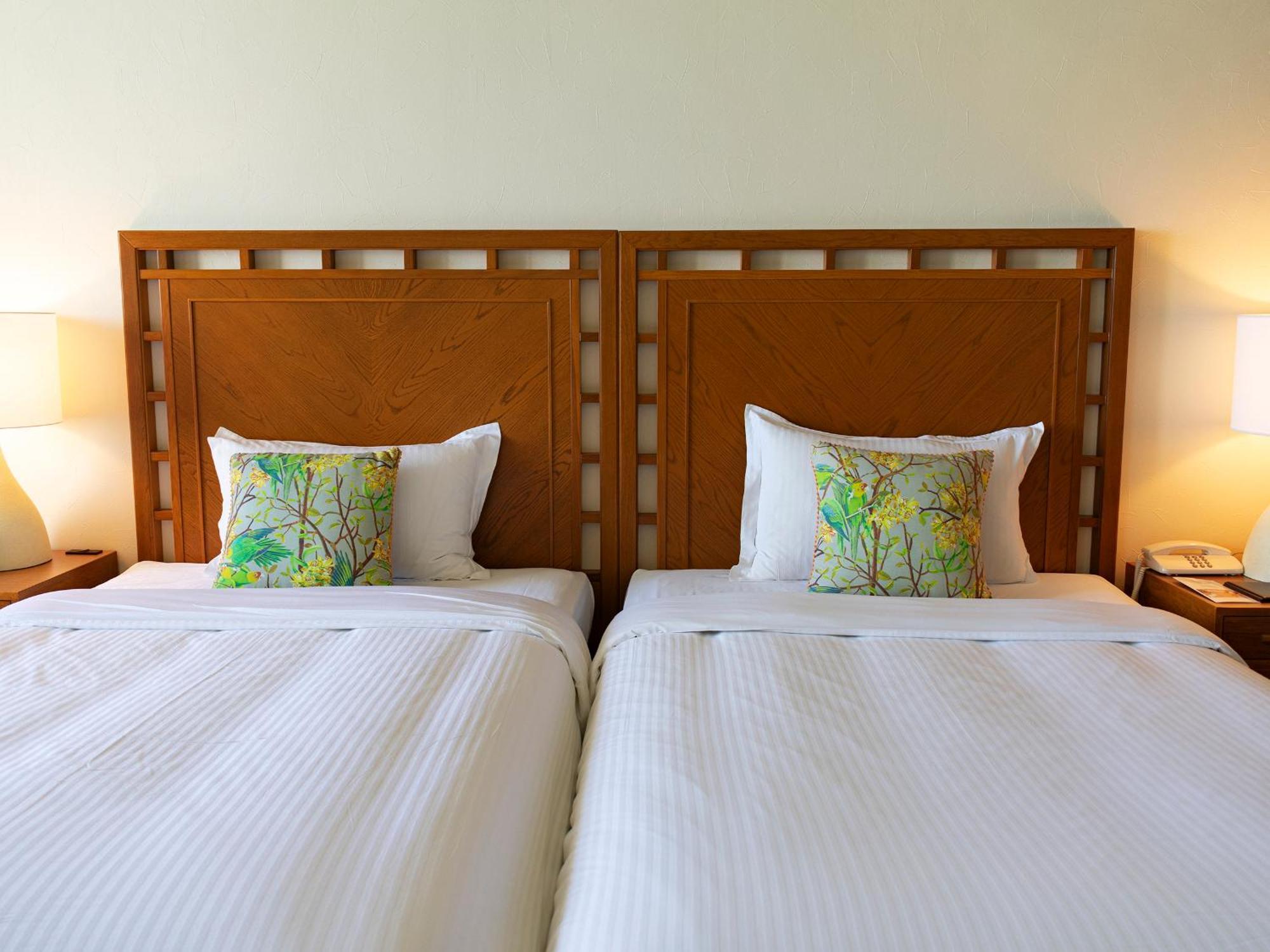 The Moon Beach Museum Resort Onna Quarto foto