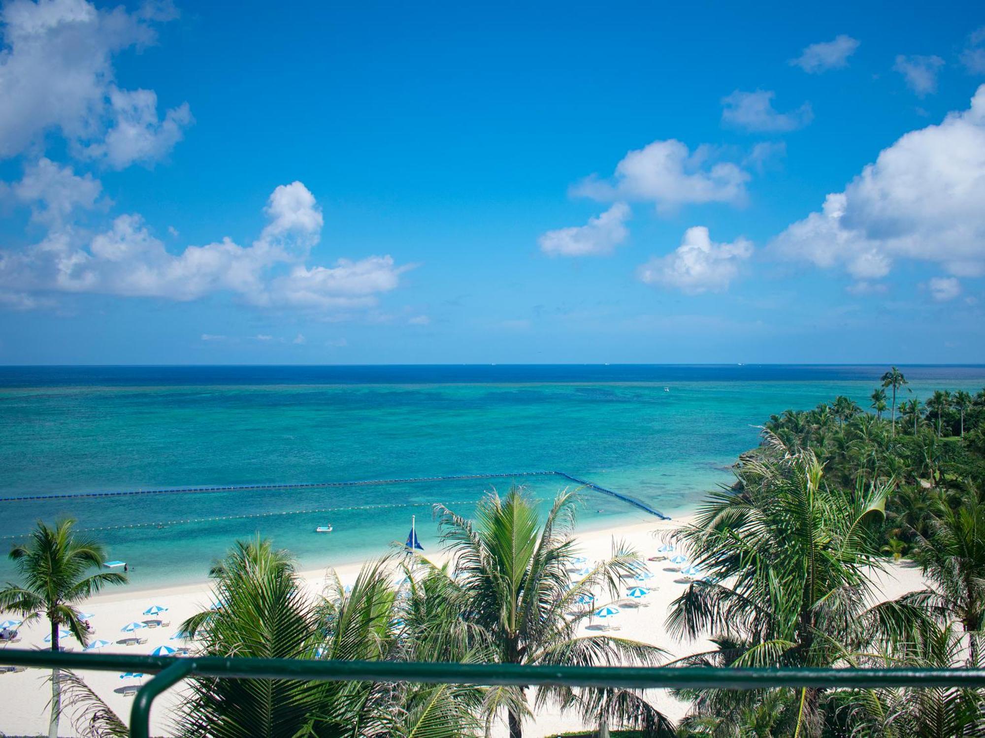 The Moon Beach Museum Resort Onna Quarto foto